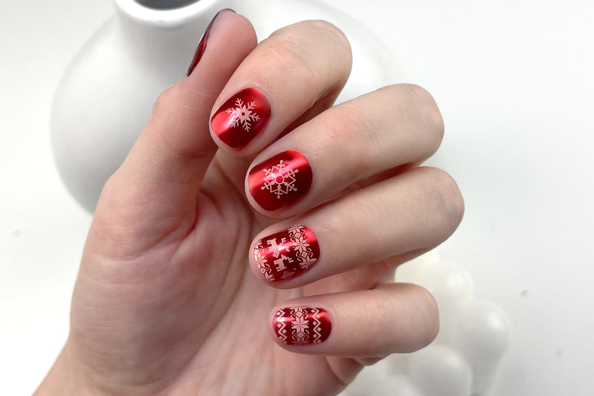 Jolifin LAVENI UV Gel Wraps - christmas red